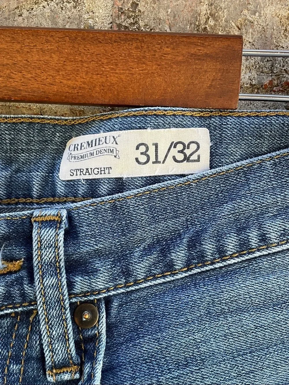 Take 50% OFF-Cremieux Classic Men’s Blue Denim Jeans - Straight, Size-31/32